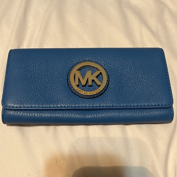 NWOT…Michael Kors Mimi Large Bifold Wallet blue - Picture 1 of 9